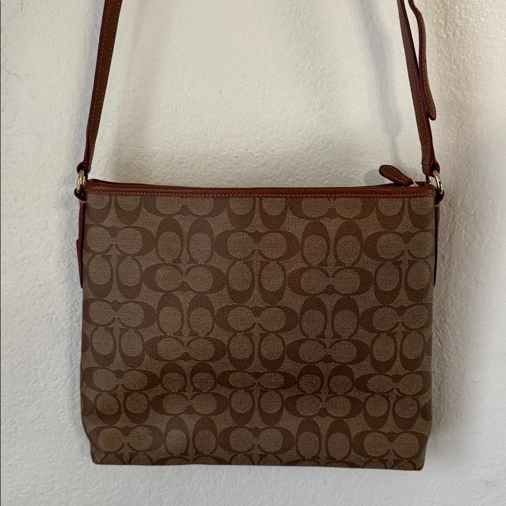 Coach Signature File Crossbody‎ Bag